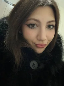 medusa_gorgon Outside the home 😍 Pic 2