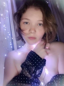 Angelina_Polina Hot Pic