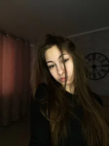 DaynaMacha Choosing an outfit 사진 2