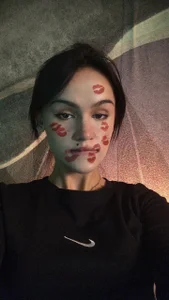 MonicaFarmer kiss me 圖片 2