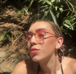 Me in normal day de linda_moralesss  6 Imagens