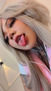 valkyrie_claire_ 👻 Sweet, flirty and a little dangerous. 💋 Gambar 2