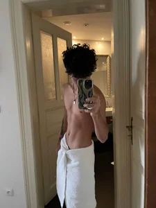 back_thomson SEXY AND CUTE M,T🎯 Immagine  6