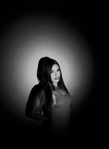 MariaHerrera_ Magazine Bilde