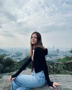 MoireBanbury Public Pic 3