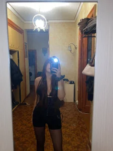 MonyHikari Public Pic 4