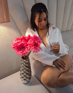 AlyssaRay SEXY 🤍 Foto 4