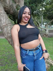 Lesliepaola22 Public Pic