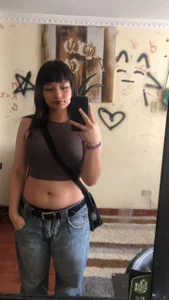 Violetta_Mills_tのPublicの 2枚の写真