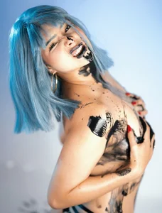 chloe_watson_ Painted with passion and ready to become your favorite masterpiece 💋 Pic 3