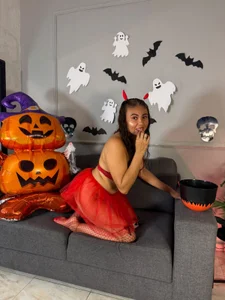 Lunatemptt My Favorite October 🥵 Bilde 8