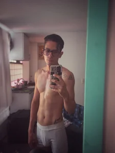 alisterxxx hey 圖片