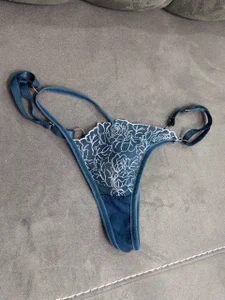 MeviCoral Sale of underwear for 3000 tokens💦❤️‍🔥 Pic 4