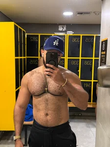 simonleon27 Public 사진 4