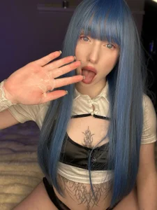 Tirragana_HOT 💙🤍 Pic 2