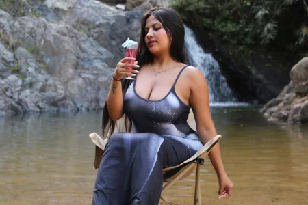 kaia_boobs Im feel so wet 💦💦💦 slika 4