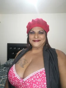 sexylax17 Horny mama Immagine  5