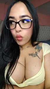 Valery_Marie Public Pic 2