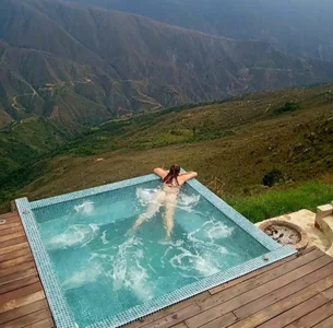 SaraaVega Public  5. fénykép