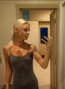 Skinny_Nally Cherry on Top Gambar