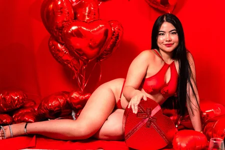 aliscollins_ Happy valentines day❤ Pic 3