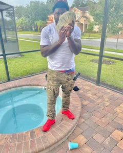 ralokutta2x Public Pic 7