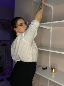 Cute student or Passionate teacher? de kittyhardfucks  Imagens