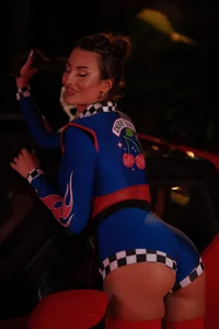 MireilleVeil Speed Queen👑🏁 Pic 4