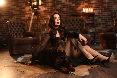 MistressMilana Dio you wanna be My dog? Immagine 