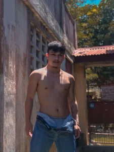 urhardfuckerAsiandaddy Public Pic 4