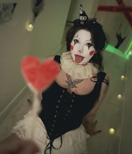 Sofi_Spark Shy clown will make you horny Pic 3