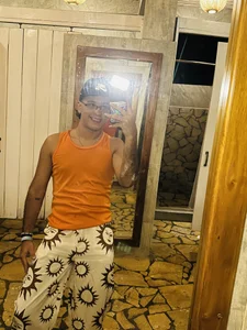 😏😮‍💨 de mia_foxts  4 Imagens