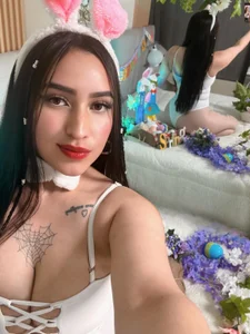 Chloe1126_ Easter Celebration 🐰🐣💐 Pic 3