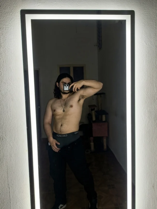 Derek_Vow Public Foto
