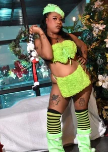 tsviolett the sexiest grinch this christmas Pic 2
