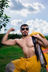 muscle_ares I will put out your horny fire with my hose Foto