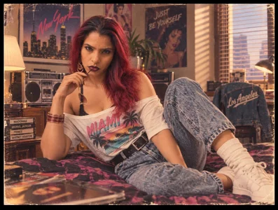 IndianSexyAss chill time Pic