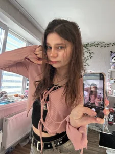 It's Me :3 de lilidim  3 Imagens