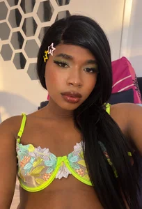 Pretty ebony girl de Melisa_Ebony  Imagens