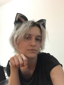 Lea_Elfie Public Pic 2