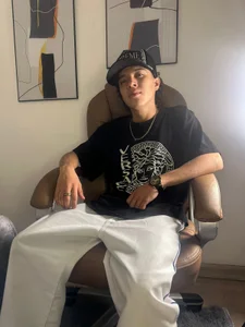 Zdjęcia Jordi_Cooper Public:  4