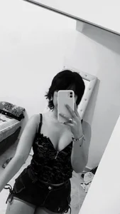 Channell_x Public Pic 3