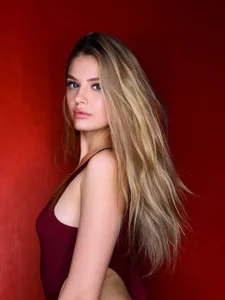LADY IN RED