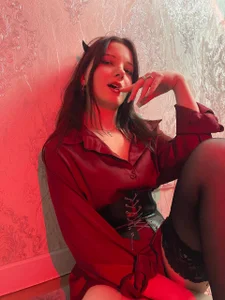 AuroraKane Public Pic