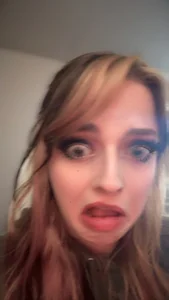 EmeraldVixxxen Hiiiii Pic 3