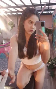 Sophia_wilsonn_ I am your naughty girl that you love Pic