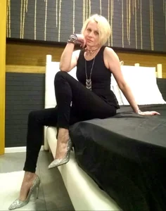 SuzzySun March 2022 Pic 3