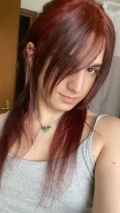 GwenCarreraX0 just messin round Pic 6