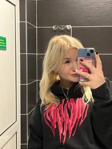 NicolleArrowsmith Public Pic