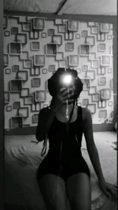 KittyLove_s Public Pic 3